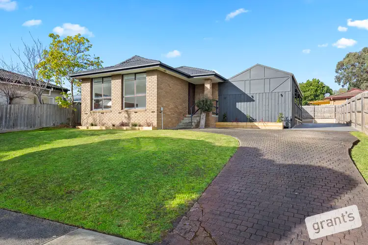 2 Darling Way, Narre Warren VIC 3805