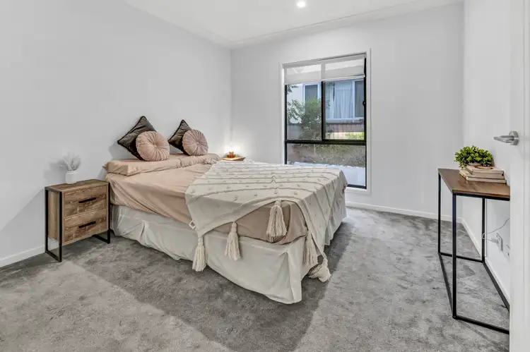 Main view of Homely house listing, 4/5 Enid Avenue, Southport QLD 4215