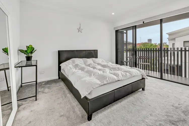 Seventh view of Homely house listing, 4/5 Enid Avenue, Southport QLD 4215