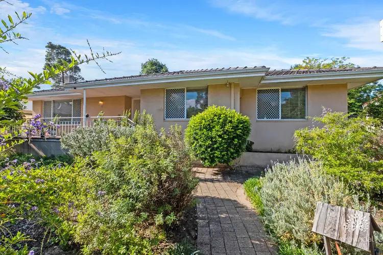 38 Williams Street, Kalamunda WA 6076