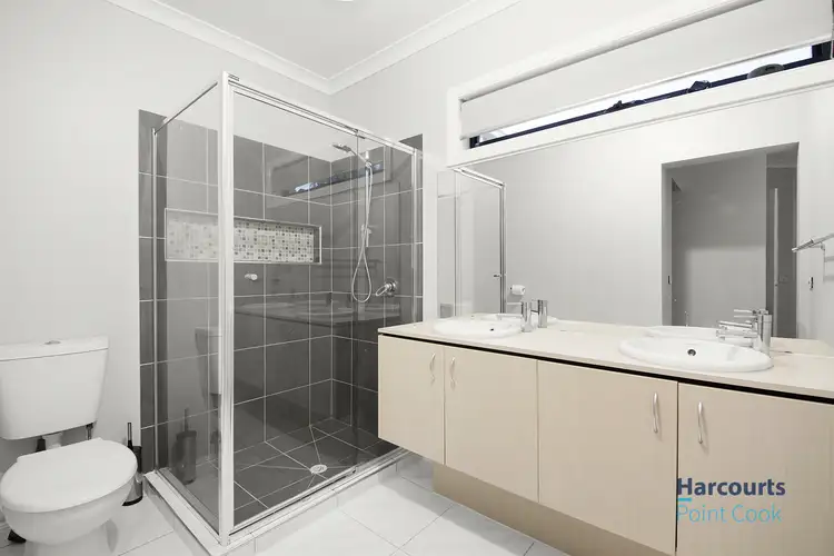 Fifth view of Homely house listing, 18 Viola Avenue, Point Cook VIC 3030