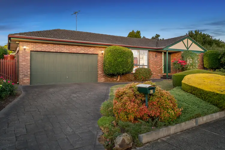 82 Lakesfield Drive, Lysterfield VIC 3156