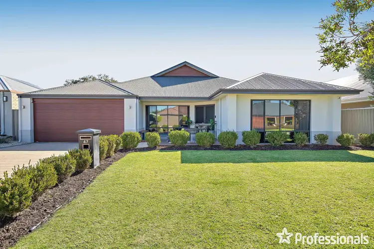 47 Hillhouse Way, Piara Waters WA 6112