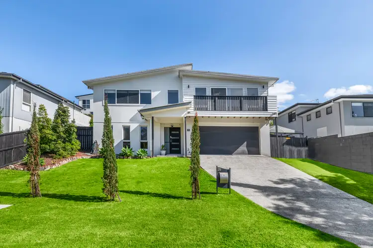 25 Elkins Street, Pacific Pines QLD 4211