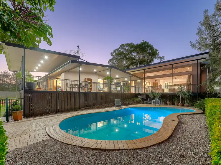 787 Upper Brookfield Road, Upper Brookfield QLD 4069
