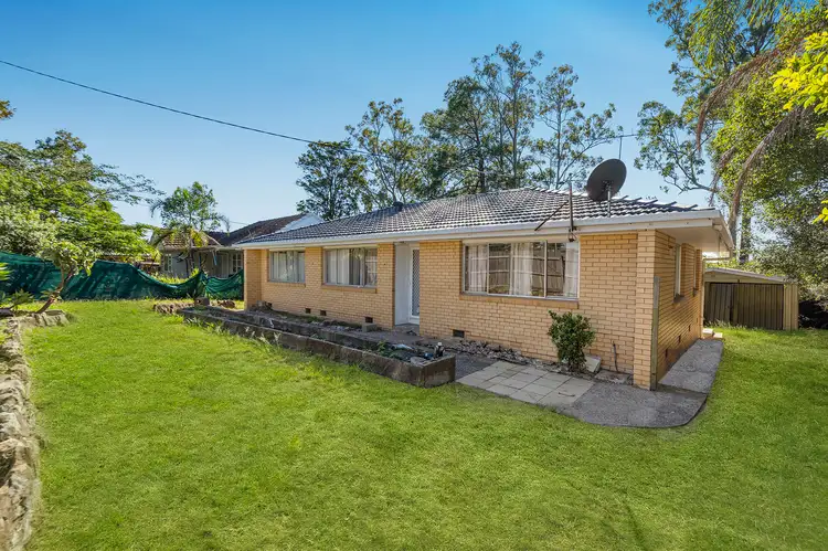77 Station Road, Woodridge QLD 4114