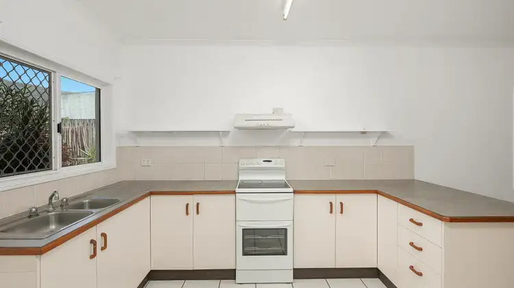 Fifth view of Homely townhouse listing, 4/29 Mintaro Crescent, Woree QLD 4868