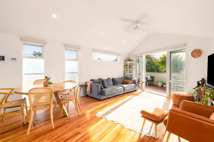 Main view of Homely townhouse listing, 8 Young St, Albert Park VIC 3206