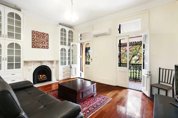 100 Redfern Street