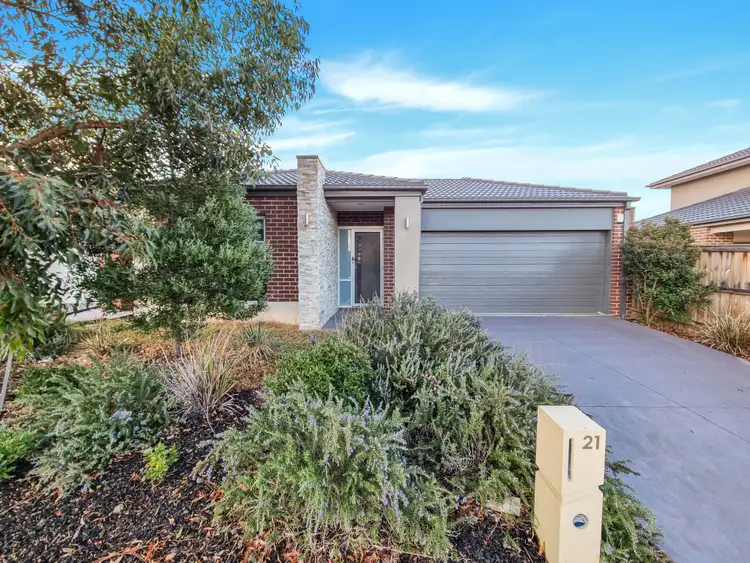 21 Saltmarsh Crescent, Point Cook VIC 3030