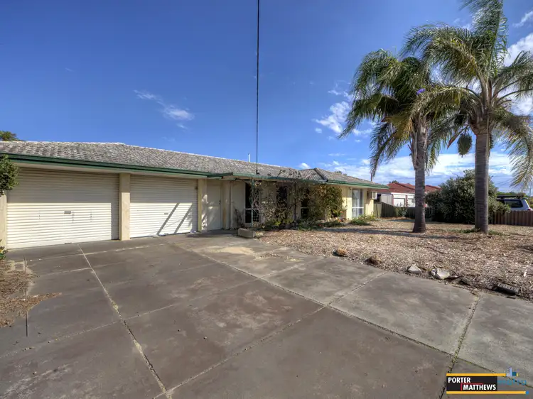 35 Sandalwood Street, Maddington WA 6109