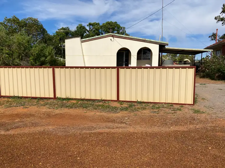 38 Carson Street, Mullewa WA 6630
