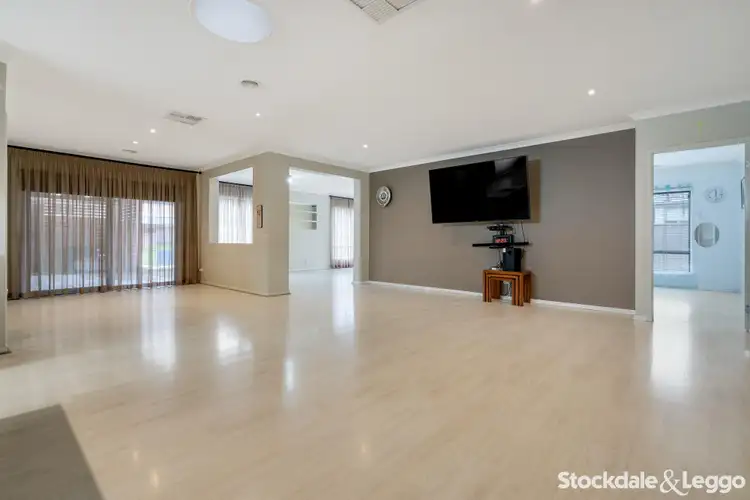 Second view of Homely house listing, 2 Berrima Close, Craigieburn VIC 3064