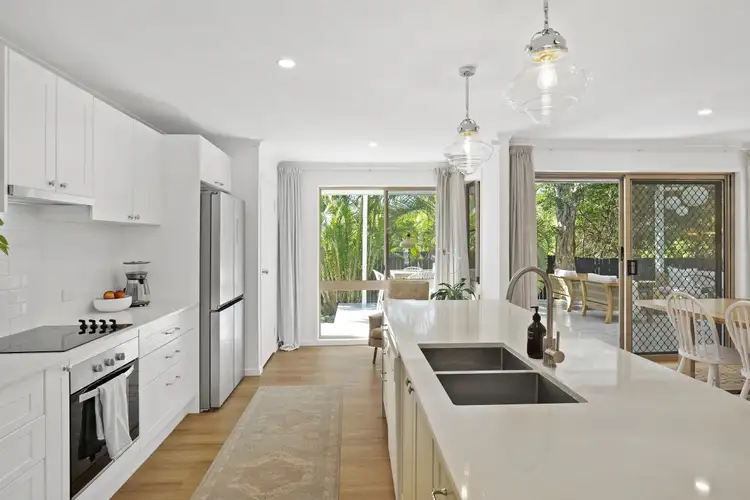 Second view of Homely house listing, 5 Springtime Court, Mudgeeraba QLD 4213