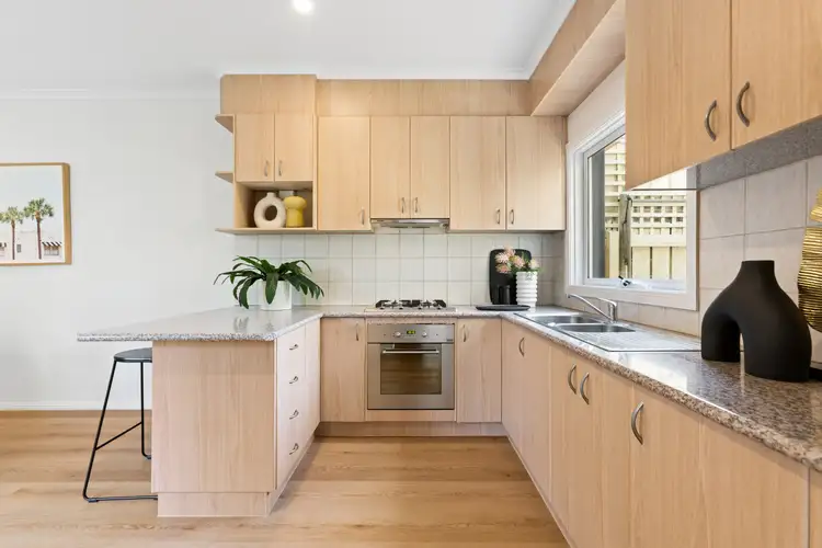 Fourth view of Homely townhouse listing, 2/15 Caleb Street, Bentleigh East VIC 3165