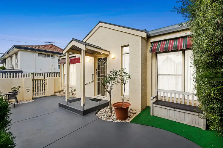 Main view of Homely townhouse listing, 1/17 Mount Pleasant Road, Belmont VIC 3216
