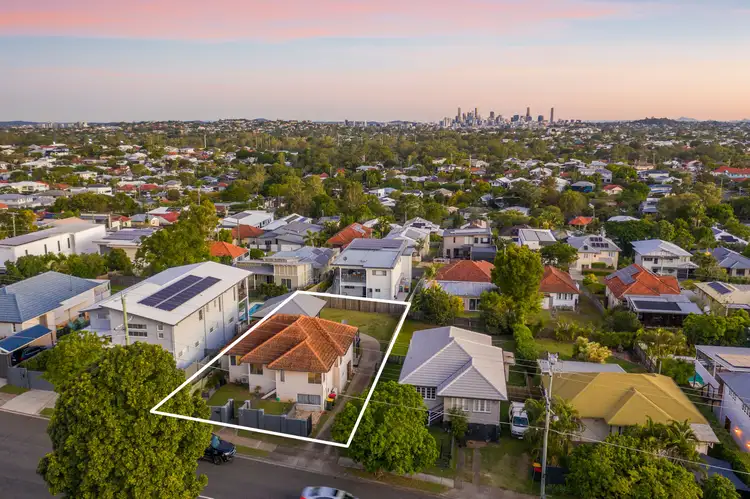 246 Rode Road, Wavell Heights QLD 4012