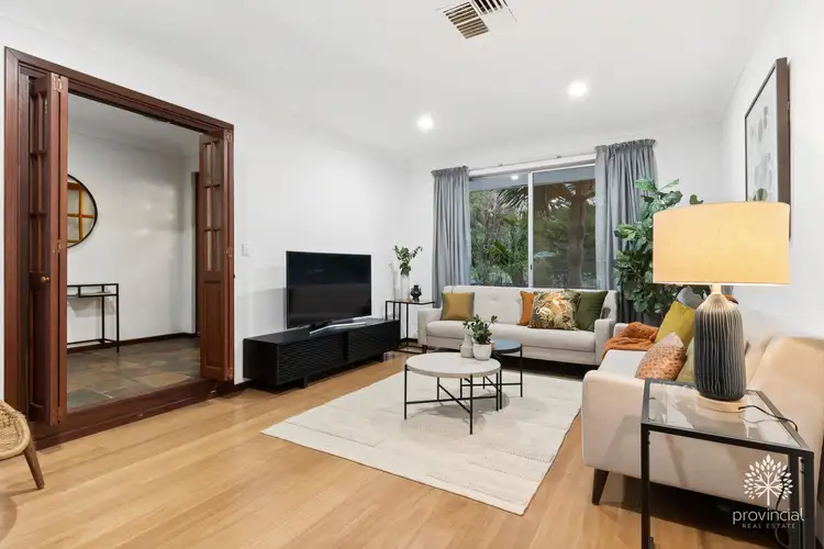 100 Hawkvalley Crescent, Maida Vale WA 6057