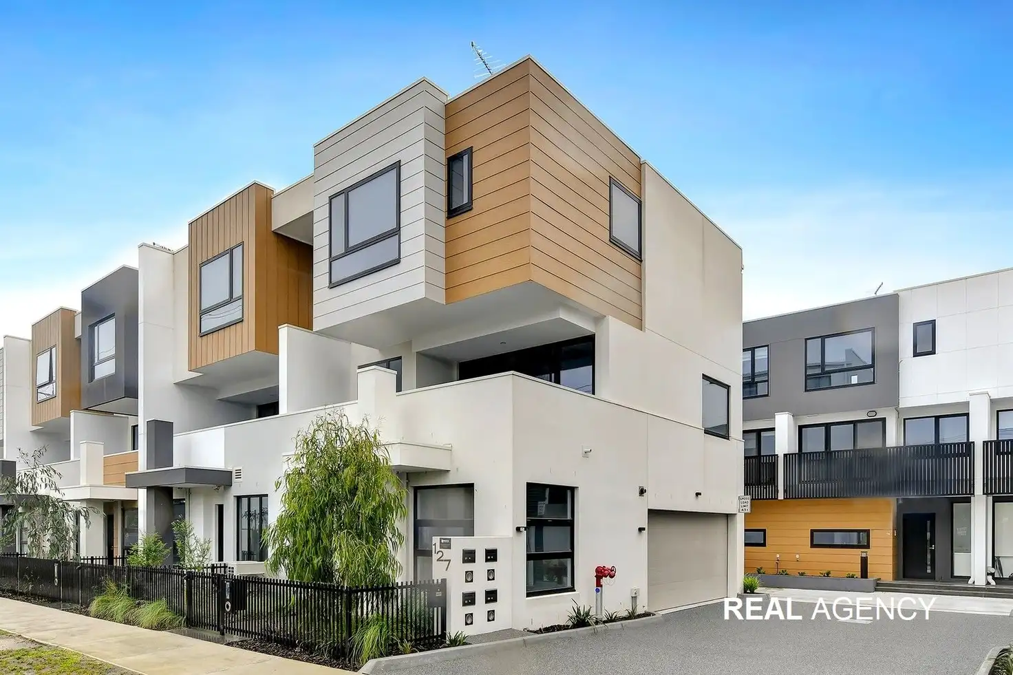 Main view of Homely townhouse listing, 22/127 Tyner Road, Wantirna South VIC 3152