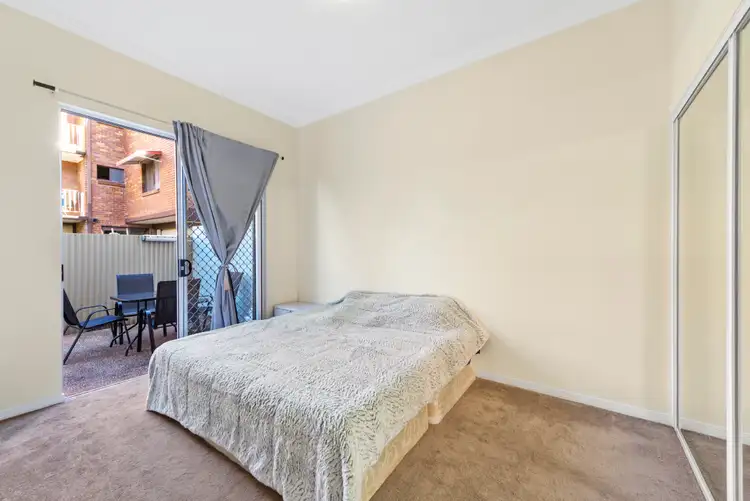 Fourth view of Homely unit listing, 2/6-10 Rose Street, Southport QLD 4215