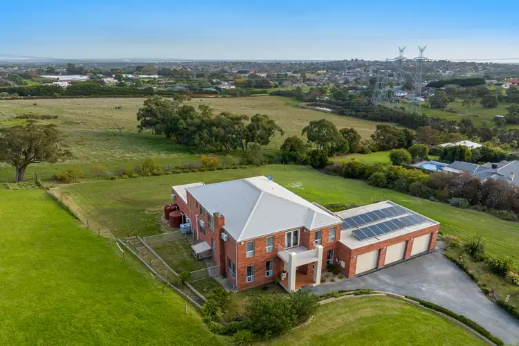 3-4 Jarrang Retreat, Narre Warren North VIC 3804