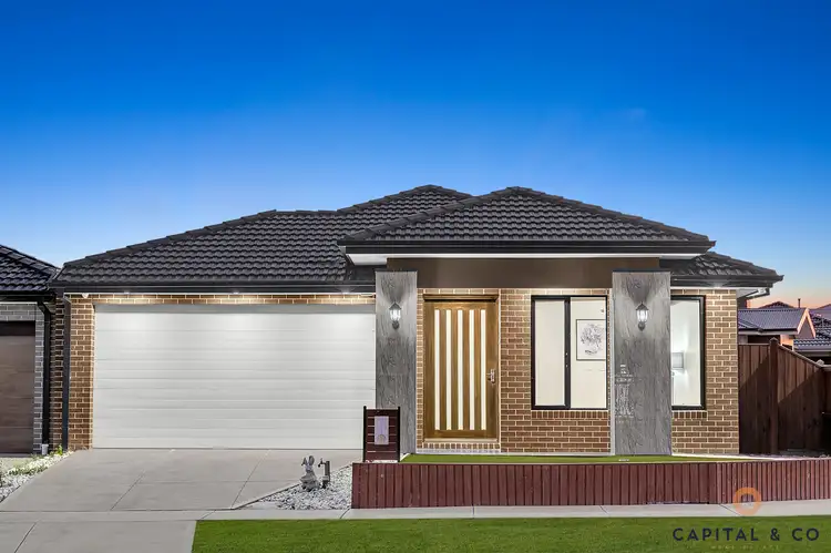90 Ellscott Boulevard, Mickleham VIC 3064