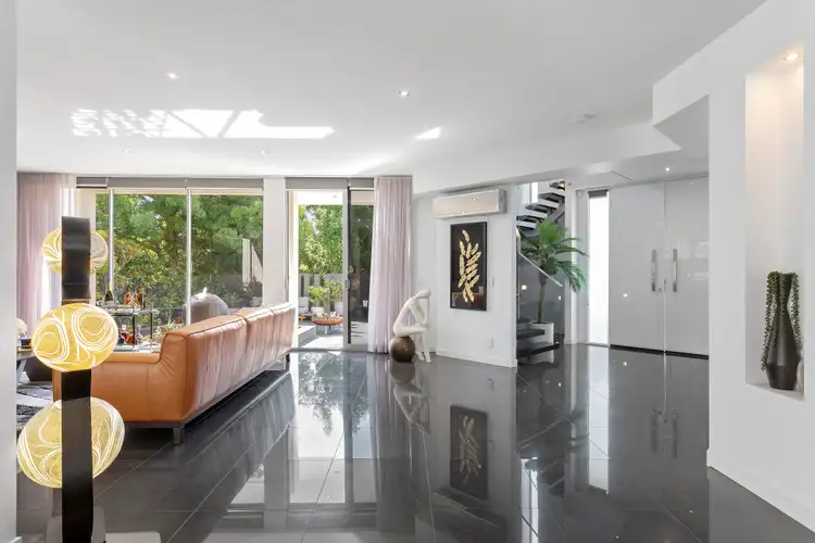 Sixth view of Homely house listing, 2 Cumberland Avenue, Balwyn North VIC 3104