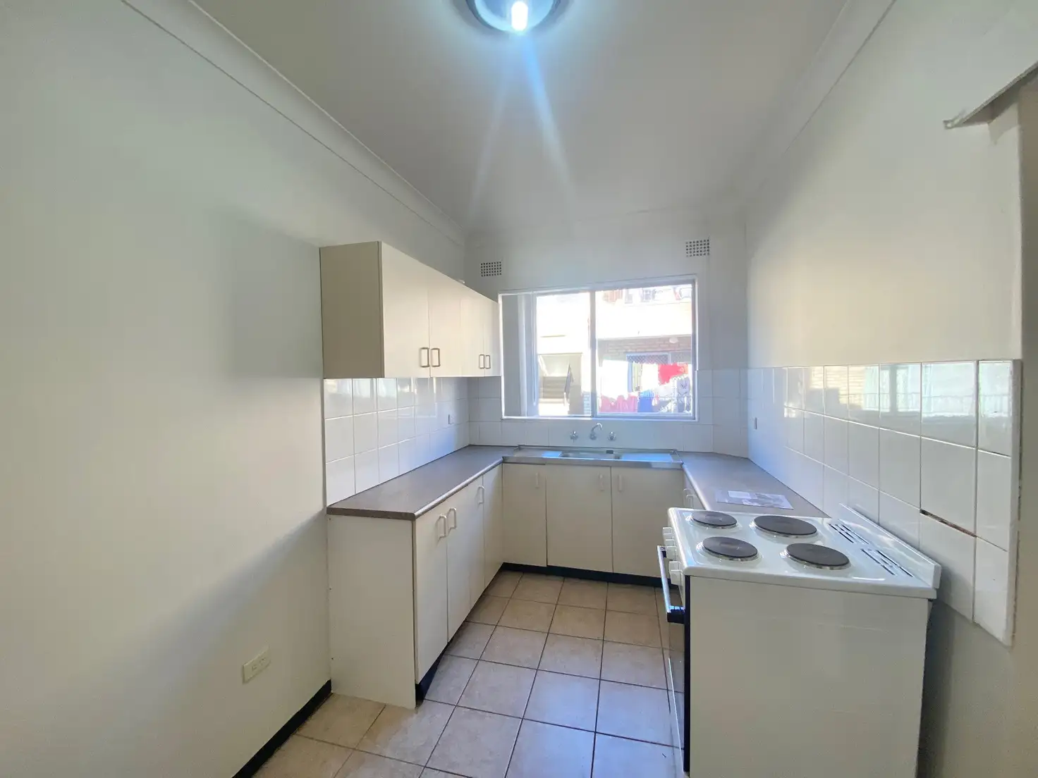 Main view of Homely unit listing, 2/86 Northumberland Road, Auburn NSW 2144