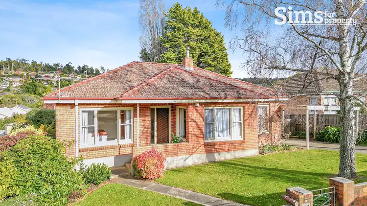 18 Summit Road, Trevallyn TAS 7250