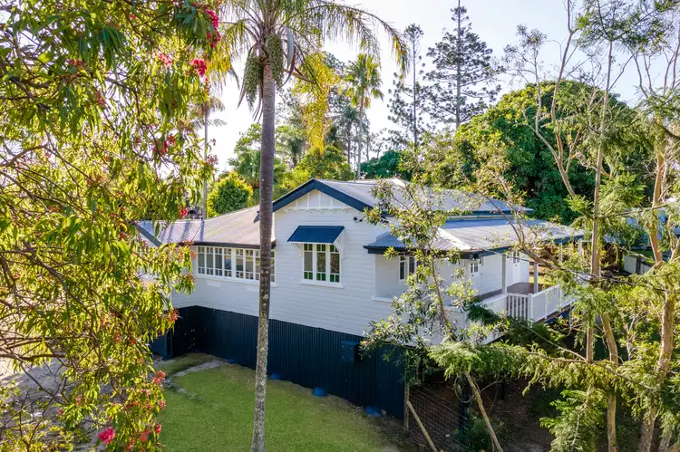 15 Crystal Street
