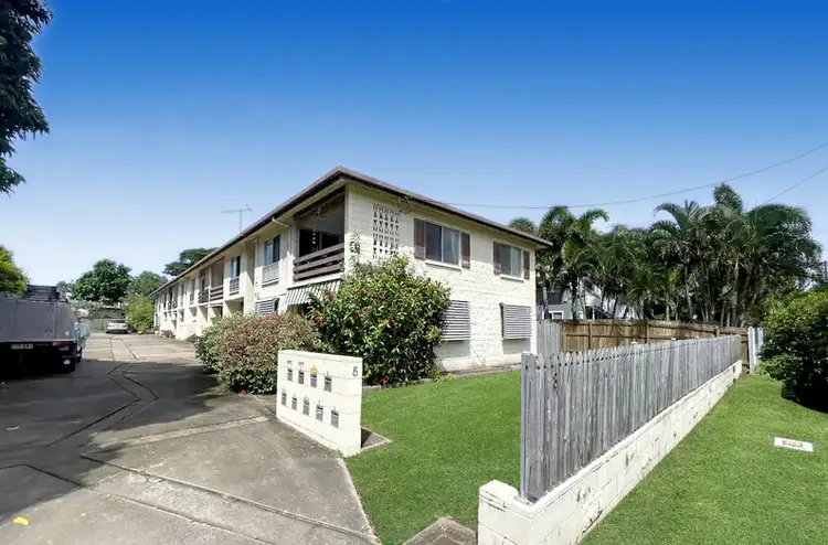 8/8 Piccadilly Street, Hyde Park QLD 4812