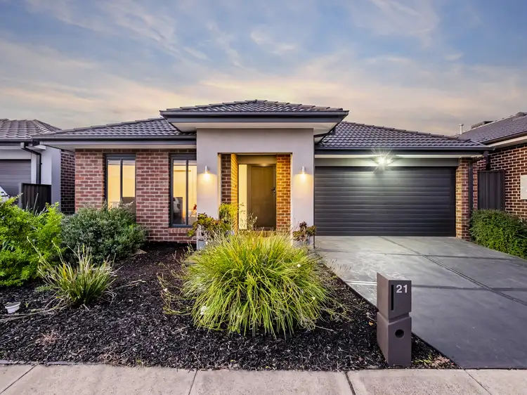 Main view of Homely house listing, 21 Adriatic Circuit, Clyde VIC 3978