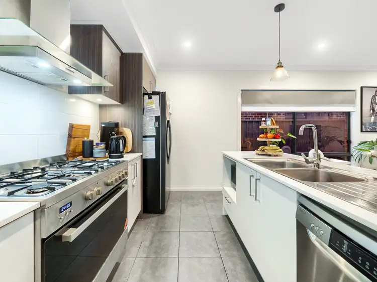 Third view of Homely house listing, 21 Adriatic Circuit, Clyde VIC 3978
