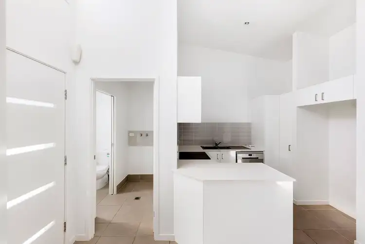 Fifth view of Homely unit listing, 5/16 Sapphire Place, Elanora QLD 4221