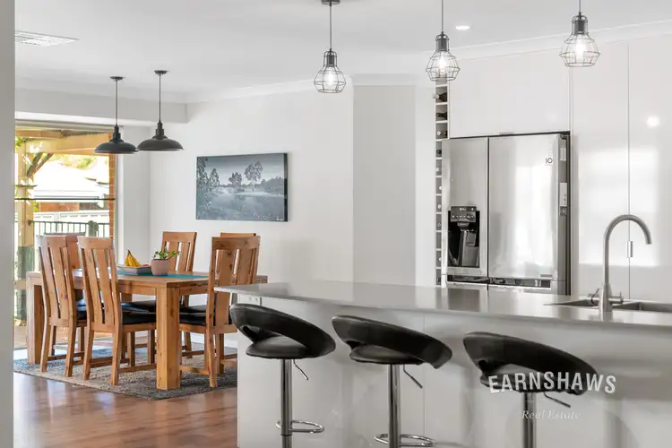 22 Daylesford Elbow, Jane Brook WA 6056