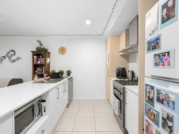 Fifth view of Homely house listing, 8 Limmen Crescent, South Ripley QLD 4306