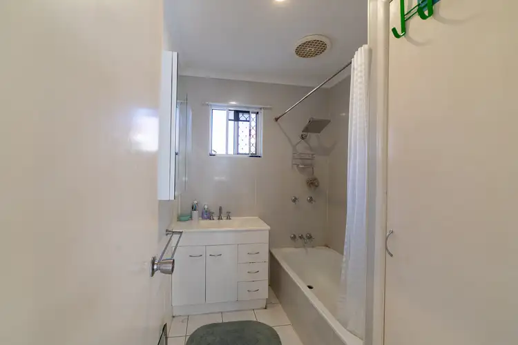 Sixth view of Homely unit listing, 1/24 Lorraine Court, Andergrove QLD 4740