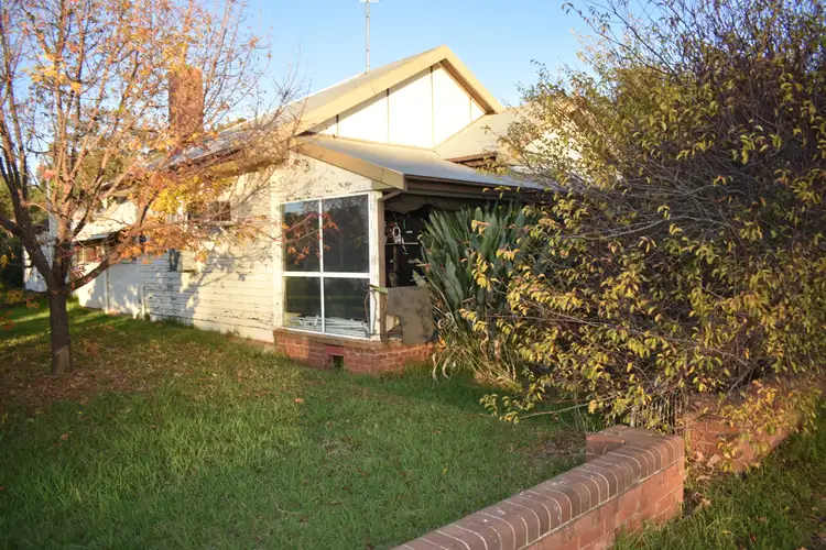 14 Peak Hill Road, Parkes NSW 2870