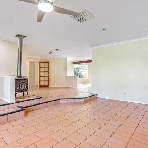 Sixth view of Homely house listing, 2 Walton Crescent, Mundijong WA 6123