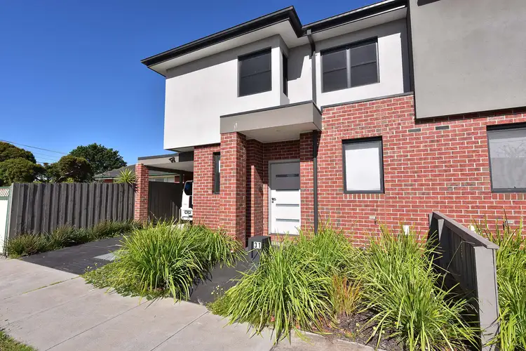 31 Jacaranda Avenue