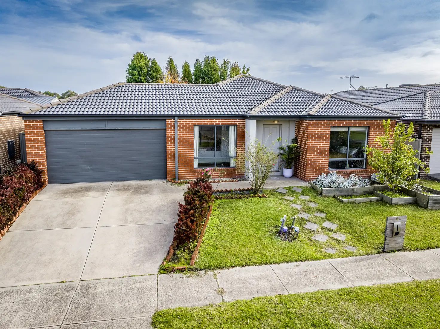 Main view of Homely house listing, 4 Tattle Grove, Cranbourne East VIC 3977