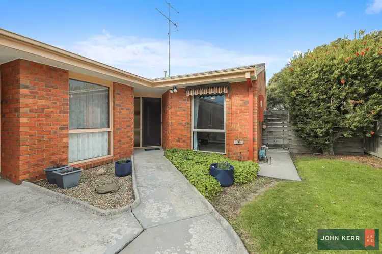 3/19 Randall Crescent, Moe VIC 3825