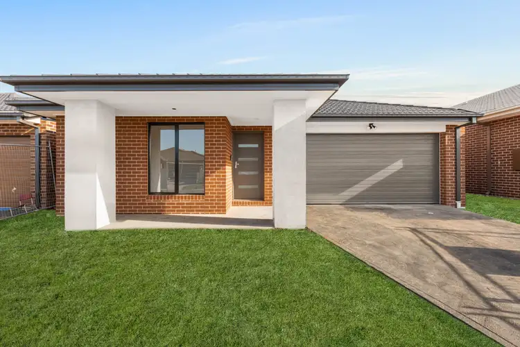 12 Margot Circuit, Kalkallo VIC 3064