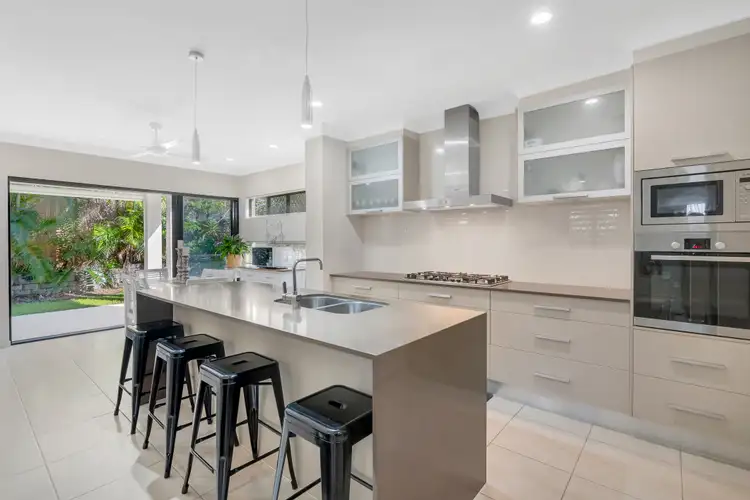 Fifth view of Homely house listing, 4 Seashell Crescent, Trinity Beach QLD 4879