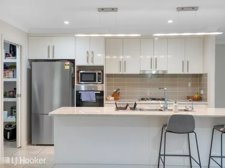 Fifth view of Homely house listing, 2 Phoenix Crescent, Rural View QLD 4740