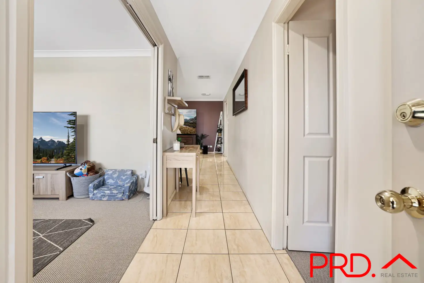 Main view of Homely house listing, 18 Warwick Road, Tamworth NSW 2340