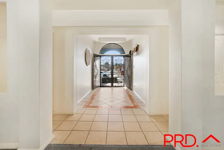 Second view of Homely house listing, 1 Yarraga Place, Tamworth NSW 2340