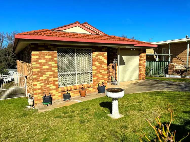 126 Nasmyth Street, Young NSW 2594