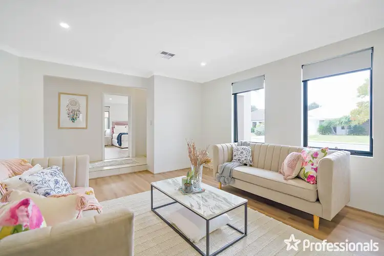 Second view of Homely house listing, 42 Blue Mountain Circuit, Aubin Grove WA 6164