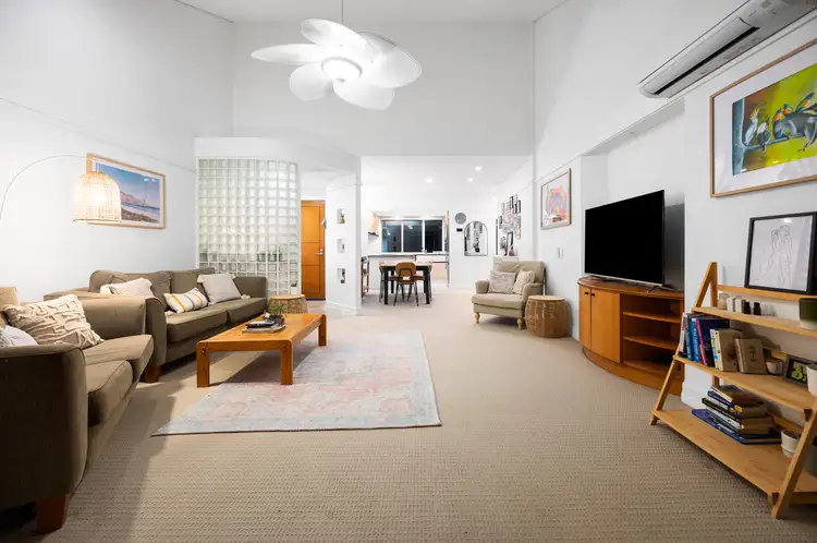 Main view of Homely unit listing, 8/76-80 Chichester Drive, Arundel QLD 4214